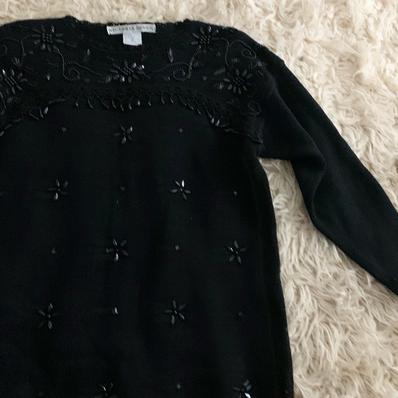 Victoria Jones | Vintage Black Knit Sweater Medium - Picture 6 of 9
